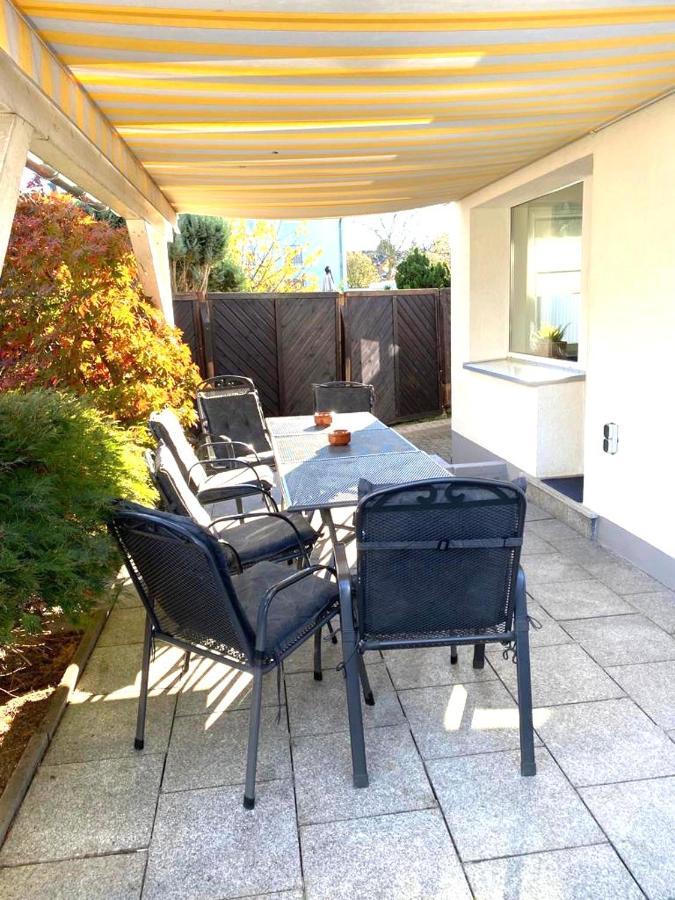 Wohnzeit-Koeln Villa Exterior photo